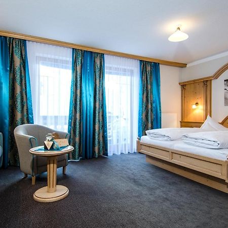 אישגל Sporthotel Almhof מראה חיצוני תמונה